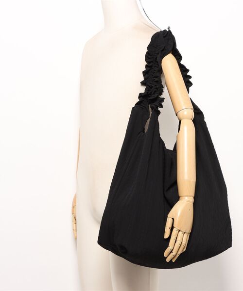 coca（coca）（コカ）の「＼再入荷／ フリルトートバッグ（トートバッグ・レディース・ブラック/ドット・ONE SIZE）」の21枚目の写真