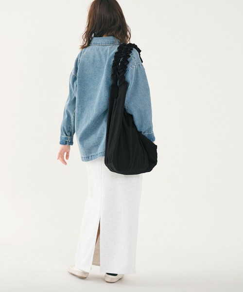 coca（coca）（コカ）の「＼再入荷／ フリルトートバッグ（トートバッグ・レディース・ブラック/ドット・ONE SIZE）」の4枚目の写真