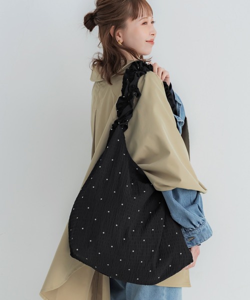 coca（coca）（コカ）の「＼再入荷／ フリルトートバッグ（トートバッグ・レディース・ブラック/ドット・ONE SIZE）」の9枚目の写真