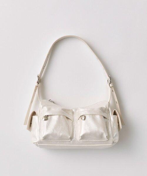 OLIVE des OLIVE（オリーブデオリーブ）の「【500mlペットボトル収納可】マルチポケットホーボーバッグ（ショルダーバッグ・レディース・ダークブラウン/ミント/オフホワイト・FREE）」の8枚目の写真