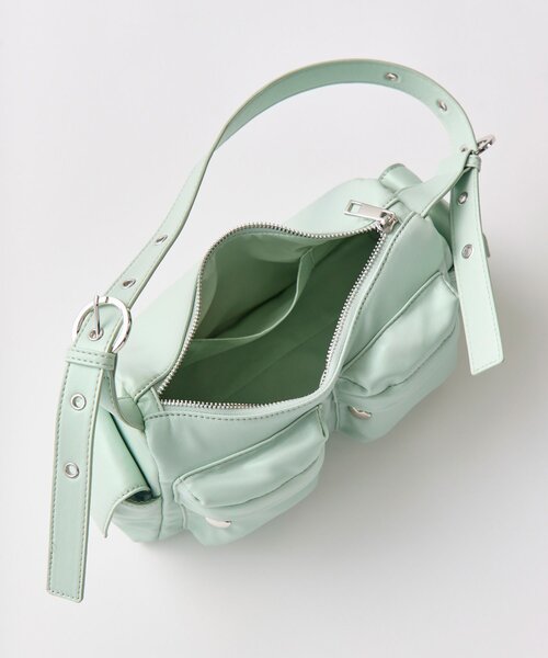 OLIVE des OLIVE（オリーブデオリーブ）の「【500mlペットボトル収納可】マルチポケットホーボーバッグ（ショルダーバッグ・レディース・ダークブラウン/ミント/オフホワイト・FREE）」の13枚目の写真