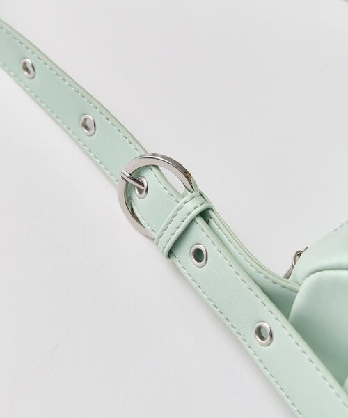 OLIVE des OLIVE（オリーブデオリーブ）の「【500mlペットボトル収納可】マルチポケットホーボーバッグ（ショルダーバッグ・レディース・ダークブラウン/ミント/オフホワイト・FREE）」の14枚目の写真