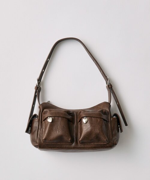 OLIVE des OLIVE（オリーブデオリーブ）の「【500mlペットボトル収納可】マルチポケットホーボーバッグ（ショルダーバッグ・レディース・ダークブラウン/ミント/オフホワイト・FREE）」の17枚目の写真