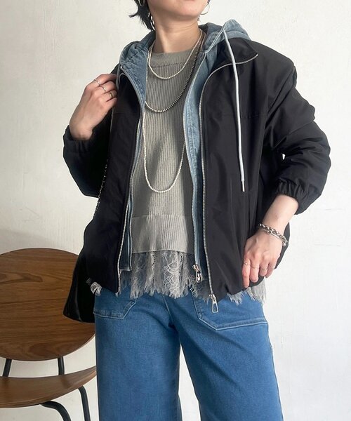 un dix cors(アンディコール)の「デニムパーカーレイヤード風ブルゾン(ブルゾン・レディース・アイボリー/ブラック・FREE)」の7枚目の写真