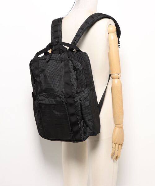 WILD THINGS(ワイルドシングス)の「【WILD THINGS】FLIGHT 2WAY BACKPACK(バックパック/リュック・メンズ・ライトグレー/ブラック・FREE)」の7枚目の写真