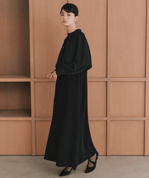 kaene（カエン）の「シフォンドッキングマーメイドワンピース / 101163［ブラック：ブラックフォーマル対応］冠婚葬祭 礼服 喪服 入学式 卒業式 七五三 お宮参り（ドレス・レディース・ブラック・S/M/L）」の2枚目の写真