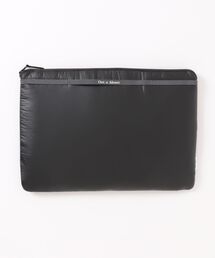 Out n About（アウトナバウト）の「PCケース(M)（PC・タブレットケース）」