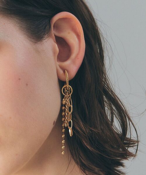 YECCA VECCA（イェッカヴェッカ）の「チェーンフリンジイヤリング（イヤリング・レディース・シルバー/ゴールド・FREE）」の3枚目の写真