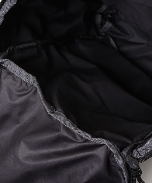 DAKINE(ダカイン)の「DAKINE MISSION STREET BACKP バックパック/リュック 【2026年春夏モデル】(バックパック/リュック・メンズ・ブラック・FREE)」の4枚目の写真