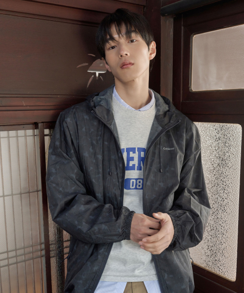 COVERNAT(カバーナット)の「アーチ08ロゴTシャツメランジグレー(Tシャツ/カットソー・メンズ・その他・SMALL/MEDIUM/LARGE/X-LARGE/XX-LARGE/X-SMALL)」の4枚目の写真