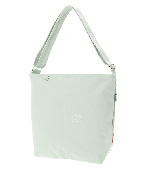 Manhattan Portage(マンハッタンポーテージ)の「AMAGANSETT SHOULDER BAG CANVAS LIGHT 26(ショルダーバッグ・レディース・グレー/グリーン・LARGE)」の1枚目の写真