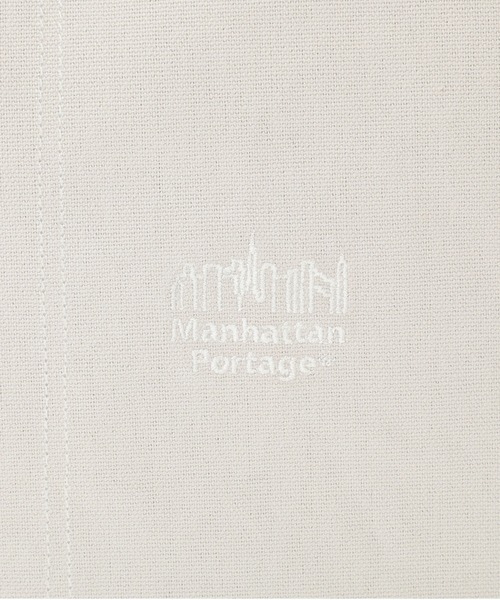 Manhattan Portage(マンハッタンポーテージ)の「AMAGANSETT SHOULDER BAG CANVAS LIGHT 26(ショルダーバッグ・レディース・グレー/グリーン・LARGE)」の12枚目の写真