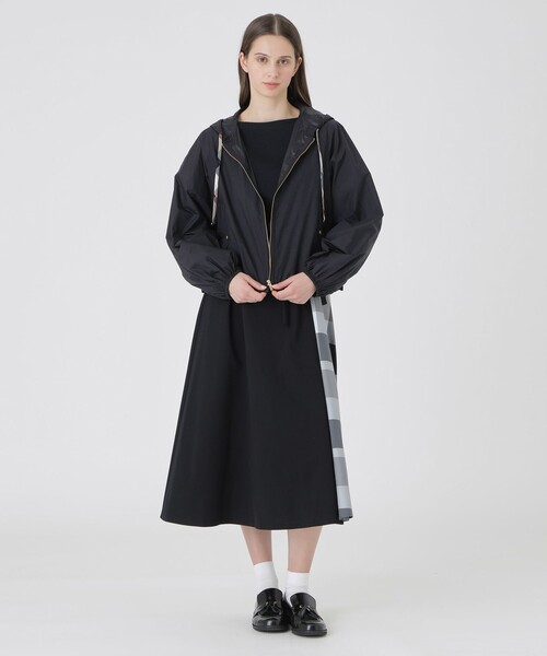 BLUE LABEL CRESTBRIDGE(ブルーレーベルクレストブリッジ)の「【一部店舗限定】シアーナイロンブルゾン(ブルゾン・レディース・ダークネイビー・40/38/36)」の3枚目の写真
