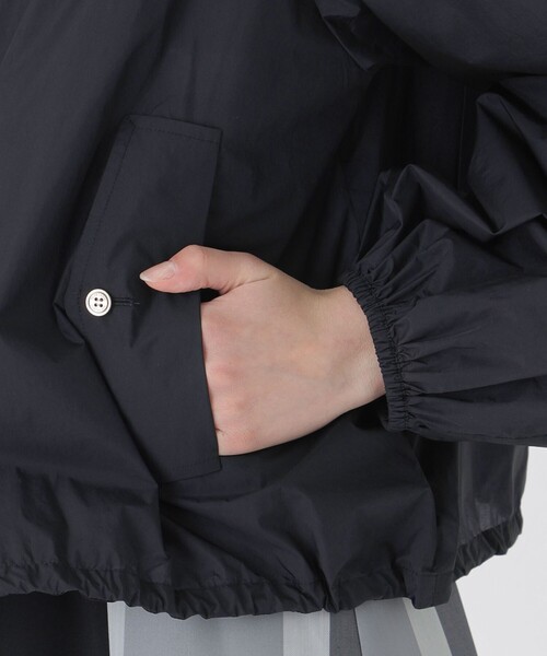BLUE LABEL CRESTBRIDGE(ブルーレーベルクレストブリッジ)の「【一部店舗限定】シアーナイロンブルゾン(ブルゾン・レディース・ダークネイビー・40/38/36)」の7枚目の写真