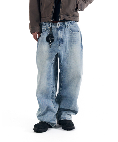 AAKAM(アーカム)の「Stitched Baggy Denim Pants (Blue)(デニムパンツ・レディース・その他・1/2)」の10枚目の写真