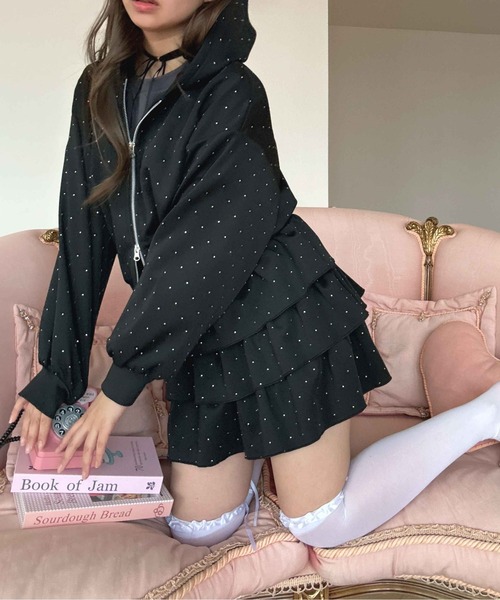 AS KNOW AS plus（アズノゥアズプラス）の「〇アソート柄ティアードフリルミニスカート(花柄・ドット・ビジュー）セットアップ対応（スカート・レディース・ブラック系/アイボリー系/グレー系・FREE）」の16枚目の写真