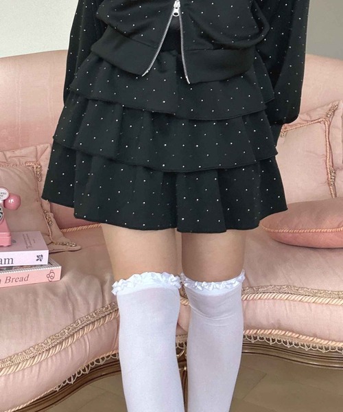 AS KNOW AS plus（アズノゥアズプラス）の「〇アソート柄ティアードフリルミニスカート(花柄・ドット・ビジュー）セットアップ対応（スカート・レディース・ブラック系/アイボリー系/グレー系・FREE）」の18枚目の写真