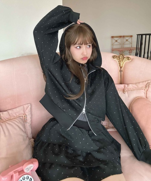 AS KNOW AS plus（アズノゥアズプラス）の「〇アソート柄ティアードフリルミニスカート(花柄・ドット・ビジュー）セットアップ対応（スカート・レディース・ブラック系/アイボリー系/グレー系・FREE）」の11枚目の写真