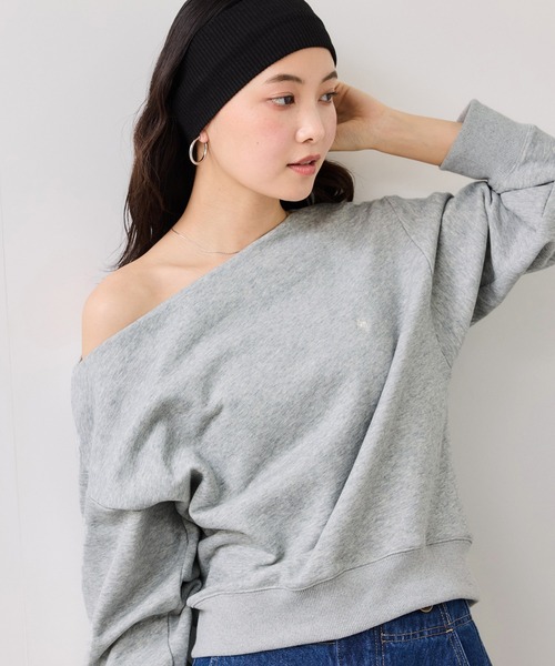 POLO BCS（ポロ ビーシーエス）の「【POLO BCS】オフショルスウェットトップス/WEB限定カラー（スウェット・レディース・ピンク/ネイビー/ライトグレー/キナリ・FREE）」の16枚目の写真