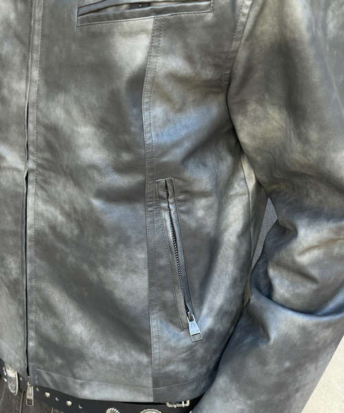 AAKAM(アーカム)の「Salt Washed Leather Jacket (Black)(ライダースジャケット・レディース・その他・1/2)」の12枚目の写真