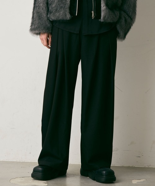 Shoowtime(ショウタイム)の「Drape Semi-Wide Tuck Slacks / ドレープセミワイドタックスラックス(スラックス・メンズ・チャコールグレー/ブラック・X-LARGE/LARGE/MEDIUM)」の21枚目の写真