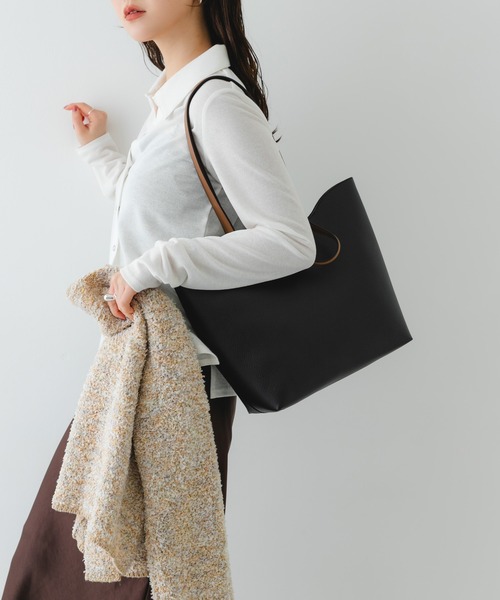 RODE SKO（ロデスコ）の「2ハンドルデザイントートバッグ（ショルダーバッグ・レディース・イエロー/アイボリー/ブラック・ONE）」の14枚目の写真