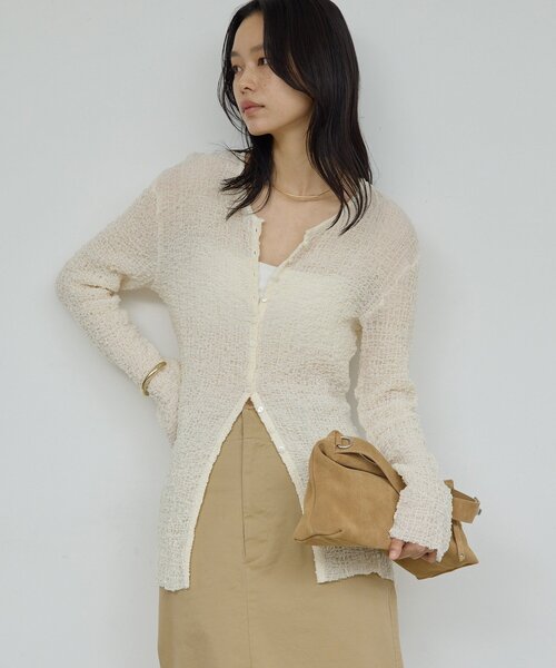 GALLARDAGALANTE(ガリャルダガランテ)の「シュリンククルーカーデ(Tシャツ/カットソー・レディース・ブラック/アイボリー・FREE)」の4枚目の写真