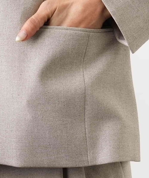MICHEL KLEIN（ミッシェル・クラン）の「[セットアップ対応]ツイードライク ノーカラージャケット（ノーカラージャケット・レディース・ネイビー/サンドベージュ・38）」の22枚目の写真