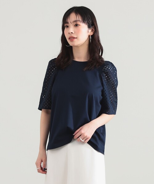 Demi-Luxe BEAMS（デミルクス ビームス）の「刺繍レース スリーブ Tシャツ（Tシャツ/カットソー・レディース・ホワイト/ネイビー・ONE SIZE）」の2枚目の写真