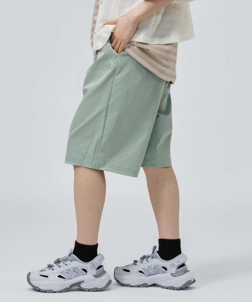 adidas(アディダス)の「【別注】アディダス adidas SOFTLUXバミューダ ルーズフィット パンツ ショーツ 限定コラボ(その他パンツ・レディース・グリーン/オフホワイト/ブラック・M/L)」の19枚目の写真
