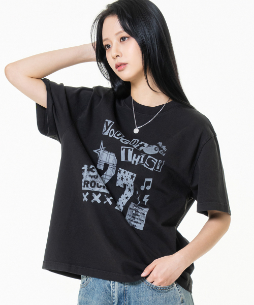 MOZMOZ(モズモズ)の「トゥエンティセブン ピグメント クロップ 半袖Tシャツ ブラック(Tシャツ/カットソー・レディース・その他・1/2/3)」の4枚目の写真