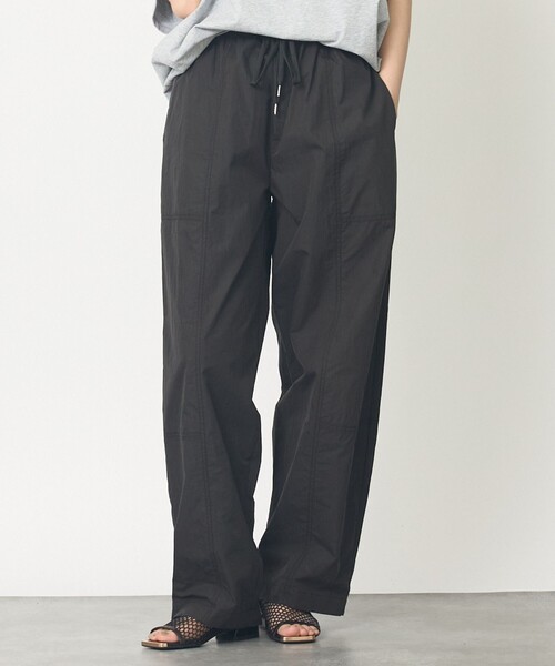 abahouse mavie（アバハウスマヴィ）の「【旬シルエット】カーブイージーパンツ（その他パンツ・レディース・ホワイト/ベージュ/ブラック・38/36）」の2枚目の写真