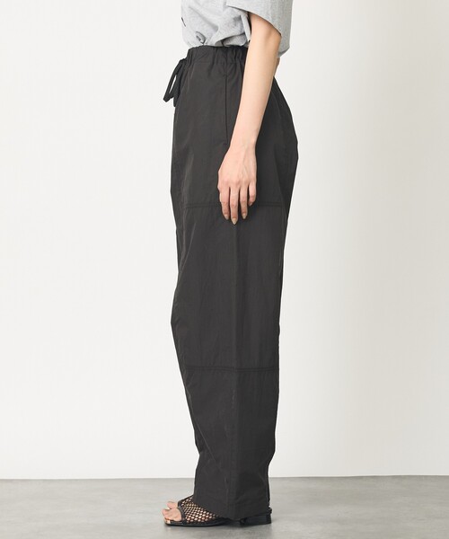 abahouse mavie（アバハウスマヴィ）の「【旬シルエット】カーブイージーパンツ（その他パンツ・レディース・ホワイト/ベージュ/ブラック・38/36）」の19枚目の写真