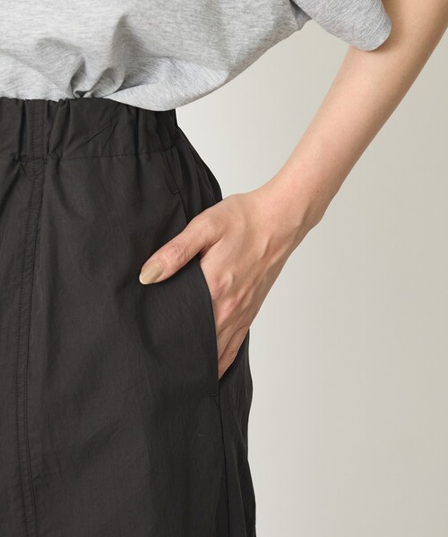 abahouse mavie（アバハウスマヴィ）の「【旬シルエット】カーブイージーパンツ（その他パンツ・レディース・ホワイト/ベージュ/ブラック・38/36）」の22枚目の写真