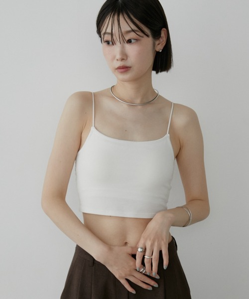 Aunt Marie's(アントマリーズ)の「カップ付きクロップドキャミソール/接触冷感(キャミソール・レディース・ホワイト/ブラック/ダークブルー・FREE)」の2枚目の写真