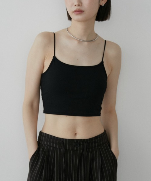 Aunt Marie's(アントマリーズ)の「カップ付きクロップドキャミソール/接触冷感(キャミソール・レディース・ホワイト/ブラック/ダークブルー・FREE)」の1枚目の写真