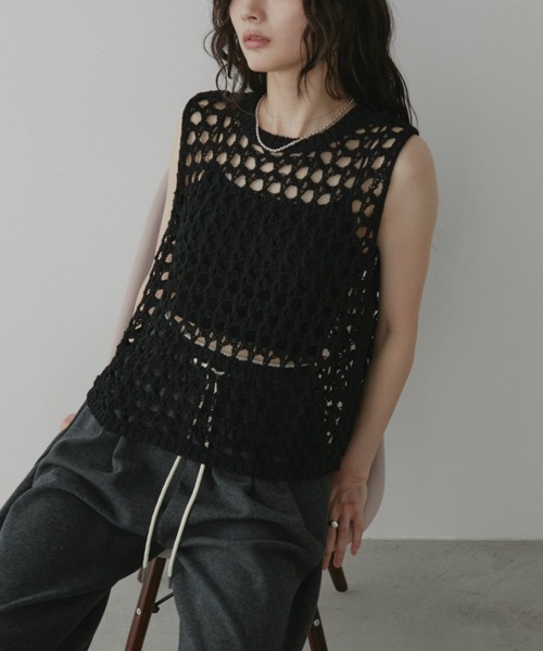 Aunt Marie's(アントマリーズ)の「カップ付きクロップドキャミソール/接触冷感(キャミソール・レディース・ホワイト/ブラック/ダークブルー・FREE)」の18枚目の写真