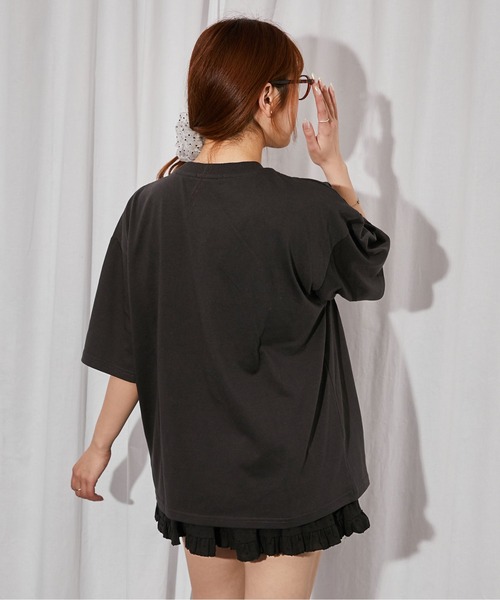 GORGE（ゴージ）の「《ドッグキャラクター×サガラロゴ》Tシャツ／ストリート／春夏秋／全4色（Tシャツ/カットソー・レディース・オートミール/オフホワイト・F）」の13枚目の写真