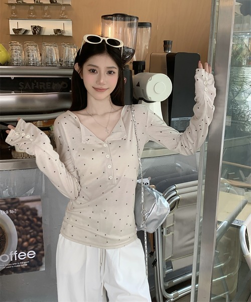 LAFFMO(ラフモ)の「ヘンリーネックドット柄シアーカットソー(Tシャツ/カットソー・レディース・グレー/ベージュ・F)」の16枚目の写真