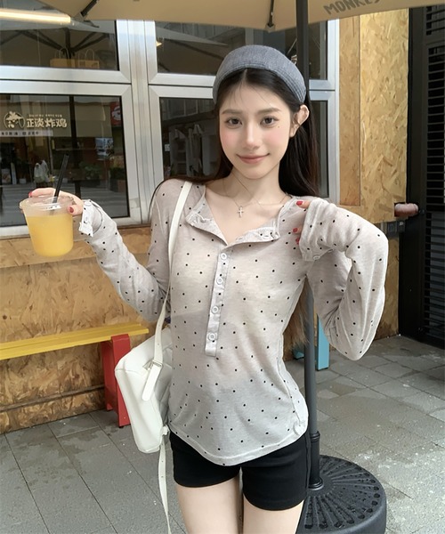 LAFFMO(ラフモ)の「ヘンリーネックドット柄シアーカットソー(Tシャツ/カットソー・レディース・グレー/ベージュ・F)」の11枚目の写真
