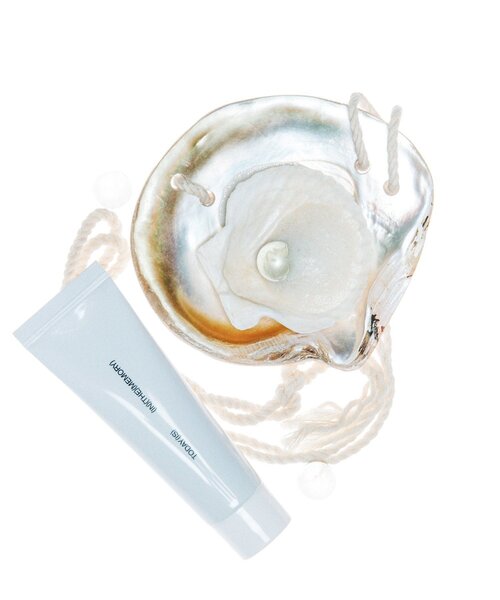 BIRTHDAY BAR（バースデイバー）の「【TODAY(IS) トゥデイイズ】 HAND CREAM  ハンドクリーム（ハンドケア/ハンドクリーム・レディース・ホワイト系その他2/ホワイト/ホワイト系その他・0）」の2枚目の写真