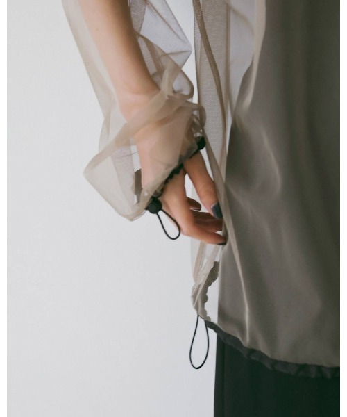 anuke（アンヌーク）の「anuke Tulle Zip Blouzon（ブルゾン・レディース・グレー/ベージュ・FREE）」の8枚目の写真