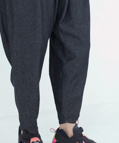 BEDSIDEDRAMA(ベットサイドドラマ)の「BEDSIDEDRAMA/ベッドサイドドラマ/Dream Relaxin Denim Pants(デニムパンツ・レディース・ブラック/インディゴブルー・2/1)」の7枚目の写真