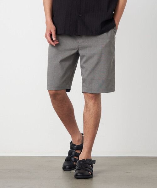 COMME CA ISM（コムサイズム）の「ポリエステルグレンチェックストレッチ ワンタックショートパンツ（その他パンツ・メンズ・ダークブラウン/グレー・MEDIUM/LARGE）」の2枚目の写真