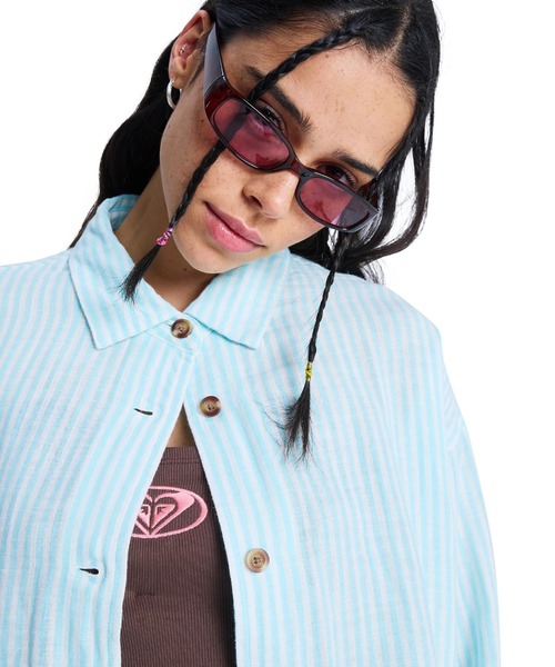 ROXY(ロキシー)の「ROXY MORNING SHINE STRIPE コットン×リネン素材 長袖シャツ 【2026年春夏モデル】/ロキシーストライプシャツ(シャツ/ブラウス・レディース・ベージュ・MEDIUM/SMALL)」の3枚目の写真