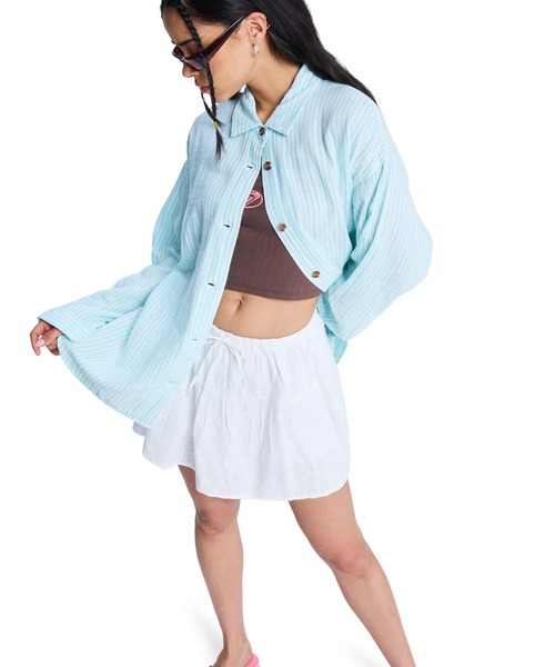 ROXY(ロキシー)の「ROXY MORNING SHINE STRIPE コットン×リネン素材 長袖シャツ 【2026年春夏モデル】/ロキシーストライプシャツ(シャツ/ブラウス・レディース・ベージュ・MEDIUM/SMALL)」の6枚目の写真