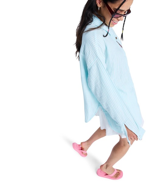 ROXY(ロキシー)の「ROXY MORNING SHINE STRIPE コットン×リネン素材 長袖シャツ 【2026年春夏モデル】/ロキシーストライプシャツ(シャツ/ブラウス・レディース・ベージュ・MEDIUM/SMALL)」の7枚目の写真
