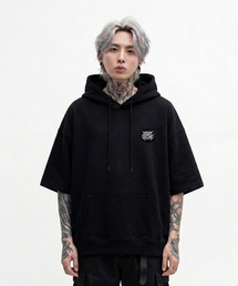 EIGHTVOLUME（エイトボリューム）の「EVメタルパッチオーバーサイズ半袖フードパーカー（ブラック）（パーカー）」