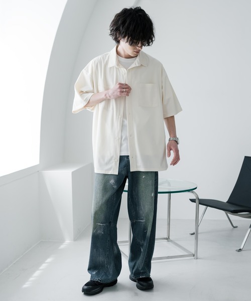 Rocky Monroe(ロッキーモンロー)の「オーバーサイズフェイクスエードダブルポケット半袖シャツ(シャツ/ブラウス・メンズ・ベージュ/チャコール/ブルー/オフホワイト/ブラック・M/L/XL)」の8枚目の写真