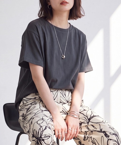 SELECT LEVERY(セレクトリベリー)の「接触冷感ドルマンドライタッチプルオーバー(Tシャツ/カットソー・レディース・ベージュ/チャコール/ブラック/オフホワイト・MEDIUM/LARGE)」の3枚目の写真
